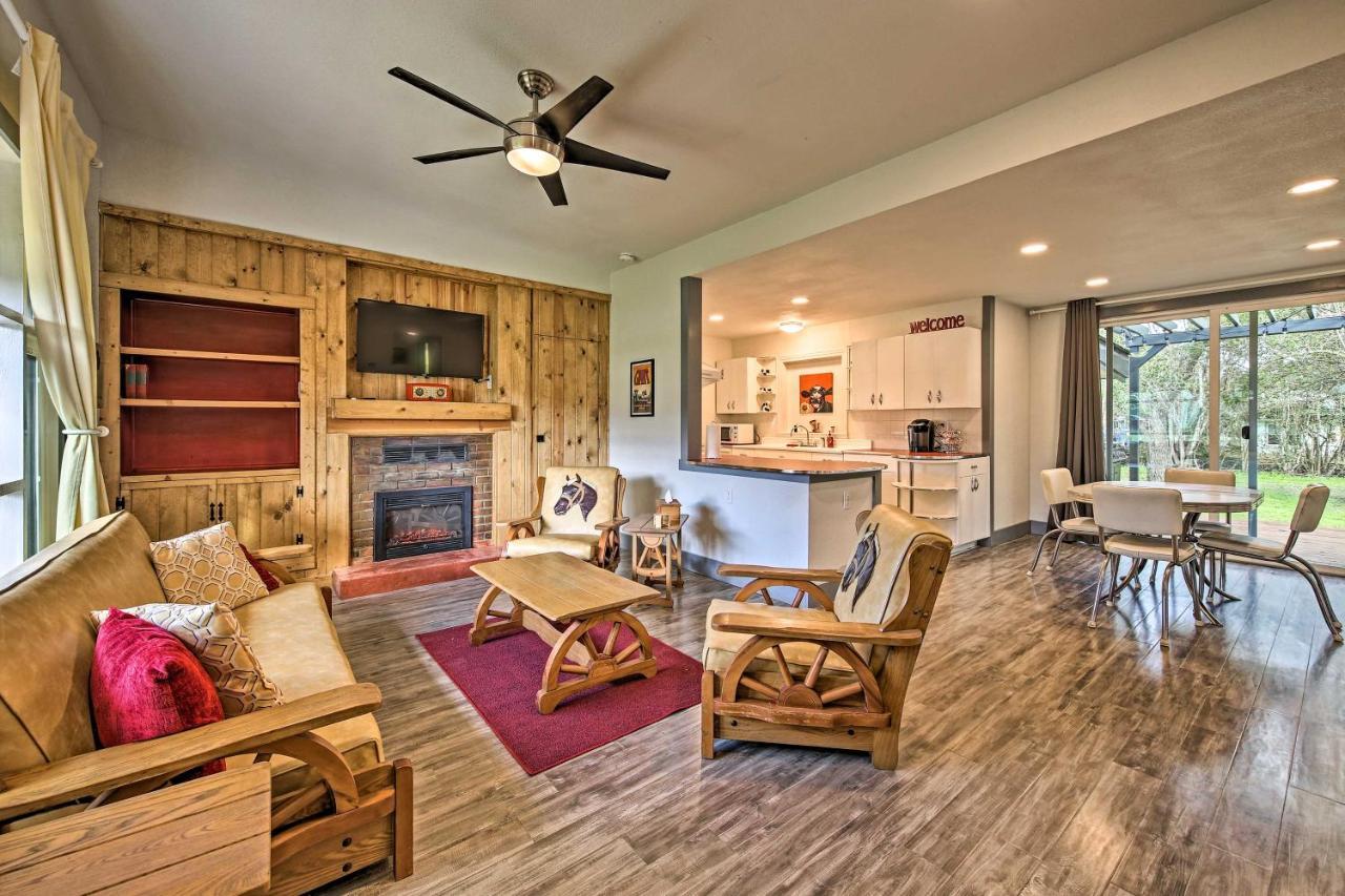 Remodeled Retro Home With Deck, Walk To Main Street! Blanco ภายนอก รูปภาพ